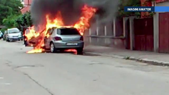 Si-a cumparat o masina si dupa o zi i-a luat foc. Cum arata acum autoturismul unui barbat din Cluj
