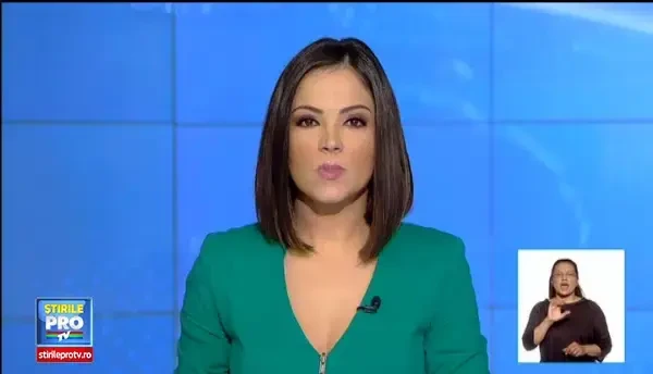 Imagini spectaculoase cu eruptia vulcanului Shindake din Japonia. O intreaga insula a fost evacuata