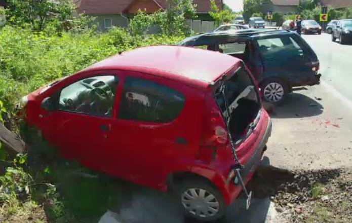 Cascadorie la volan pentru un barbat diabetic. A supravietuit miraculos dupa ce i s-a facut rau la volan si a rupt un pod