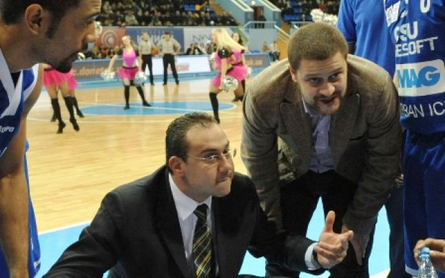 Vladimir Arnautovic, antrenorul campioanei CSU Asesoft Ploiesti, a murit la 43 de ani. Tehnicianul era diagnosticat cu cancer