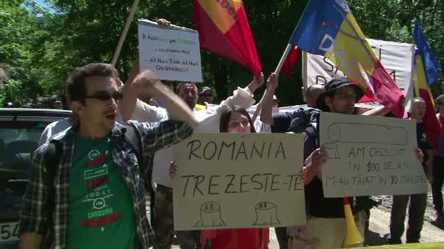 Perchezitii DNA acasa la omul de afaceri care isi construieste o hidrocentrala in Retezat. Protestele ecologistilor continua