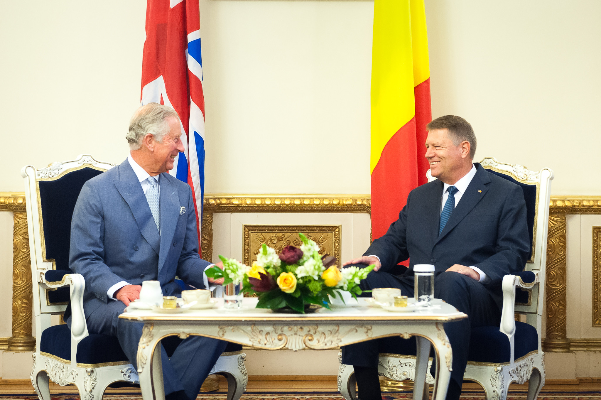 Iohannis se vede cu Theresa May. Președintele merge și la petrecerea Prințului Charles