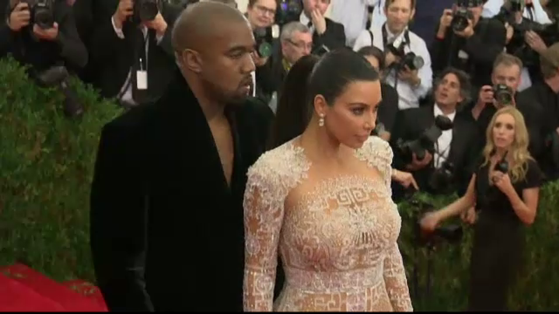 Kim Kardashian este insarcinata cu al doilea copil. Ce nume neobisnuit ar putea primi bebelusul