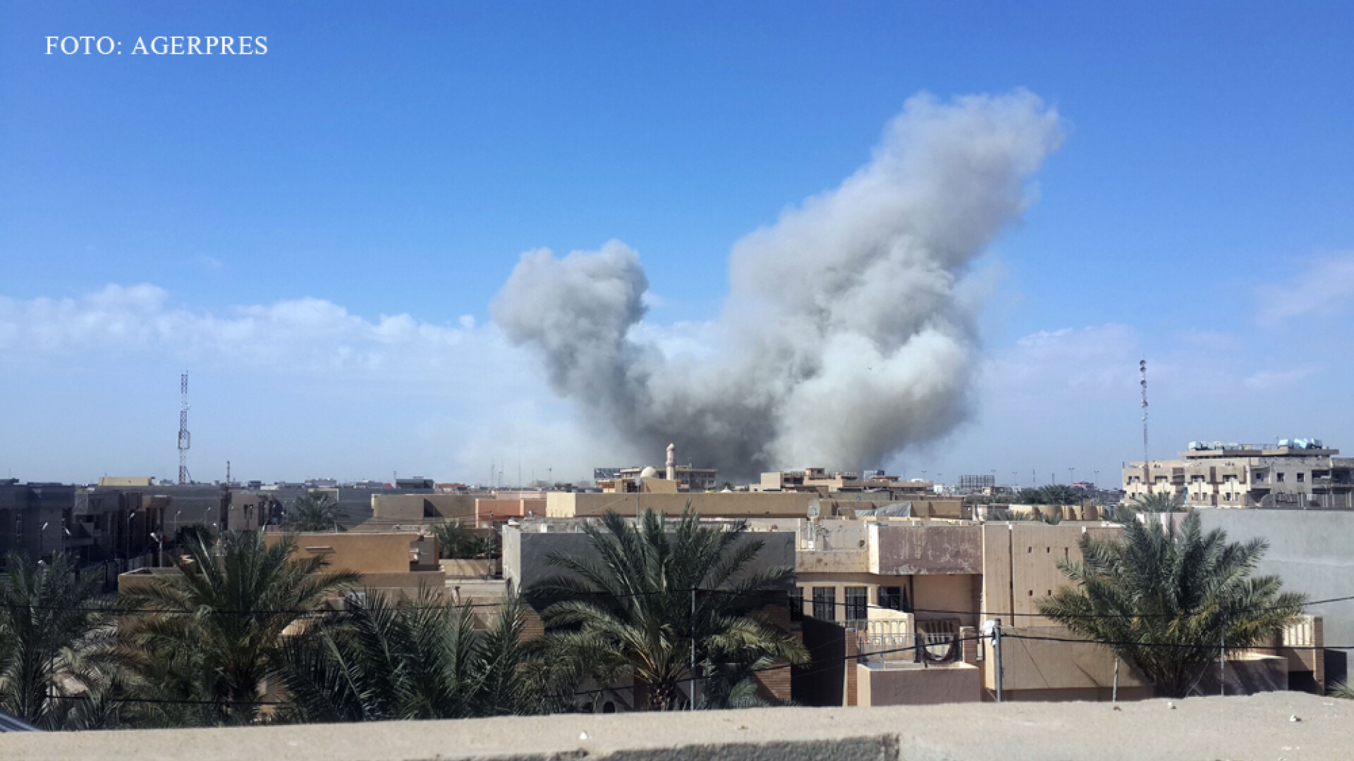 Atentat cu "tanc-capcana", comis de Statul Islamic in Irak. Zeci de politisti au fost ucisi sau raniti