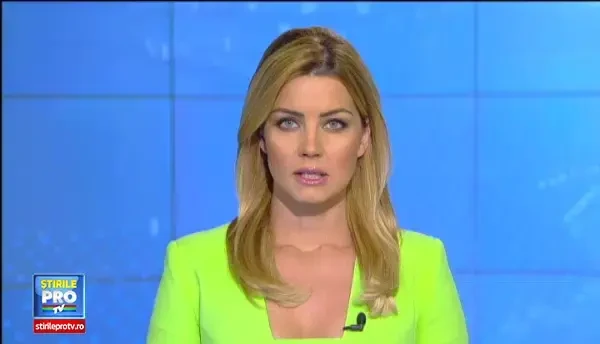 Elena Gheorghe si sotul ei, implicati intr-un accident rutier. Un biciclist le-a aparut brusc in fata, pe sosea