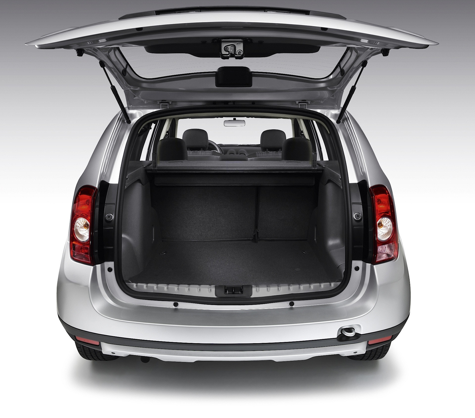 Schimbarea la spate. Primele informatii despre noul Duster. Renault aduce Dacia in liga mare