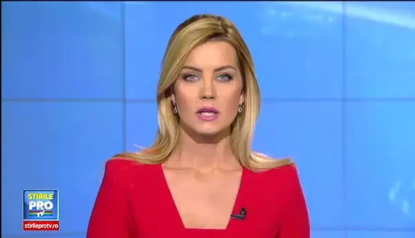 Accident FILMAT. Momentul in care o femeie de 70 de ani este lovita pe