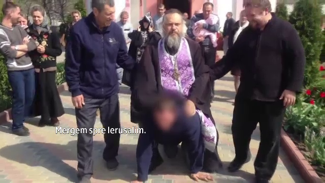 Tanarul "exorcizat" de un preot ortodox din Transnistria rupe tacerea. Ce spune despre ritualul bizar: A fost initiativa mea
