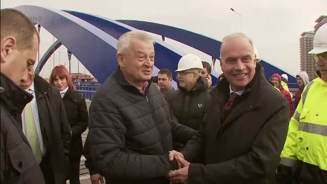 Consilierul lui Sorin Oprescu prins in flagrant incearca sa iasa azi din arest. Ce lant de magazine i-a dat mita 200.000 euro