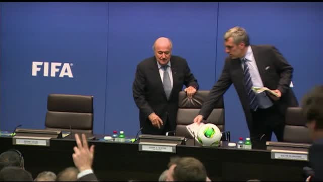 Scandal de coruptie la FIFA. Autoritatile americane au anuntat ca pun sub acuzare 16 oficiali ai federatiei de fotbal