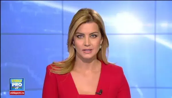 Race for the Cure. Andreea Esca, Monica Dascalu si Alex Dima au alergat pentru preventia cancerului de san