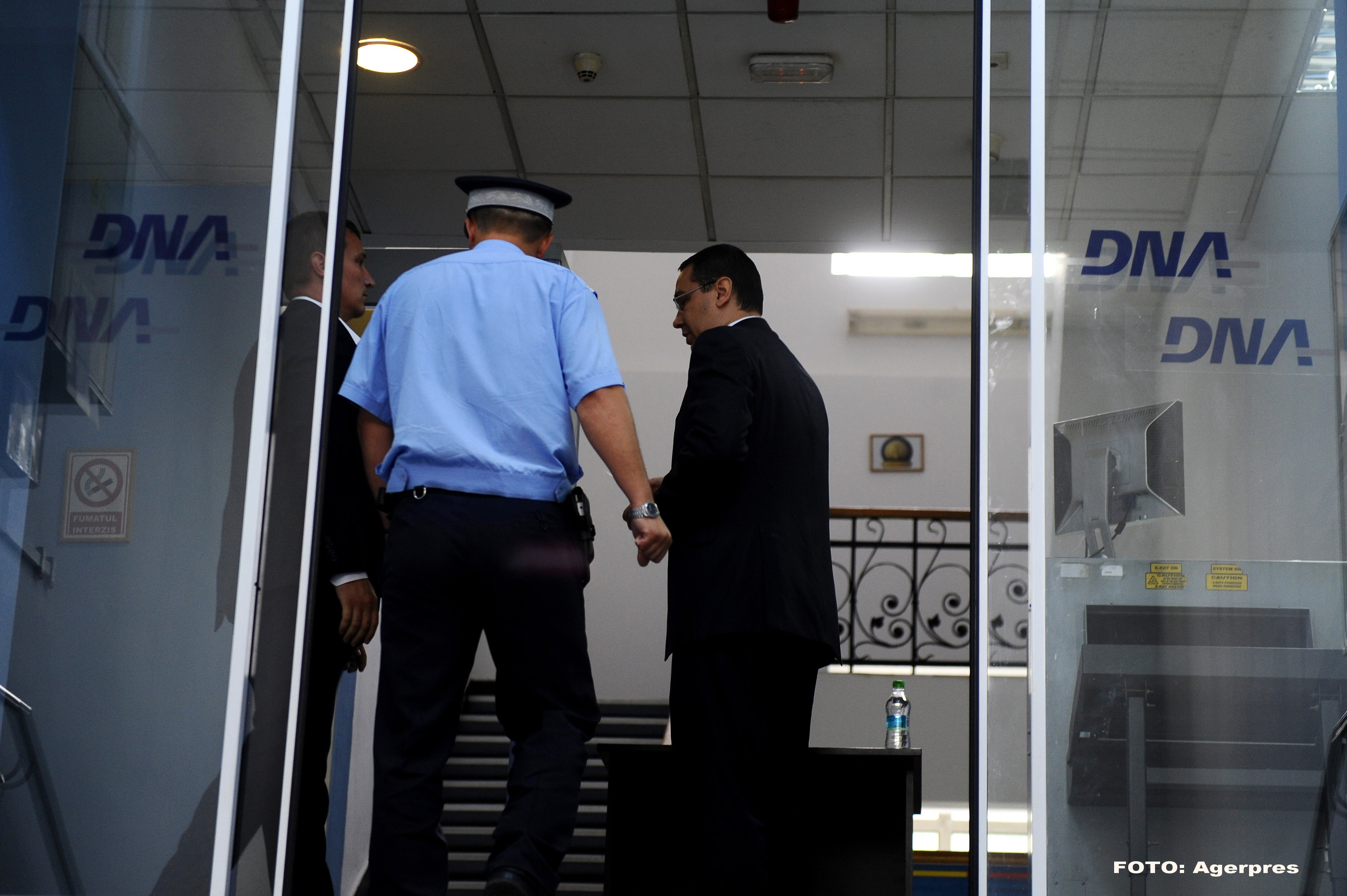 Victor Ponta la DNA - AGERPRES