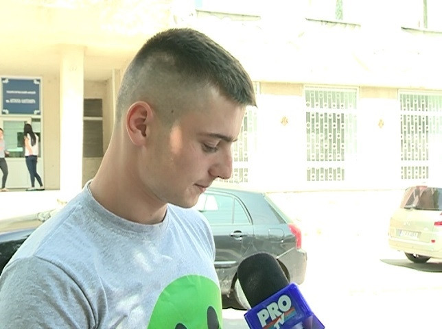 Cum s-au prezentat elevii din Chisinau la examenul de Bacalaureat. "M-au sunat azi si mi-au spus ca am examen"