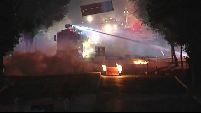 Alegerile din Turcia, dezastru pentru compania care produce tunuri de apa. Legatura nu tocmai bizara dintre cele doua