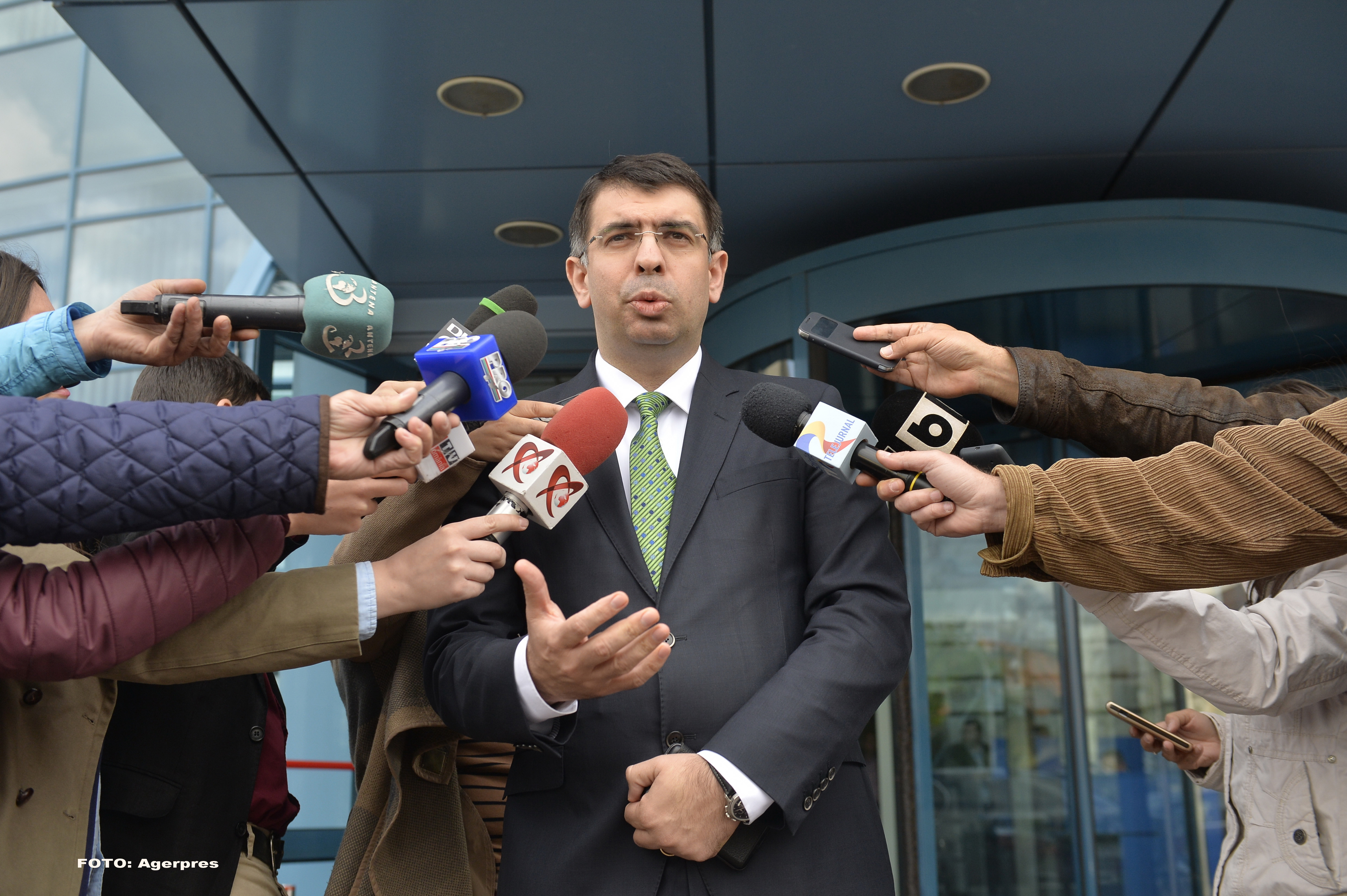 Robert Cazanciuc - AGERPRES