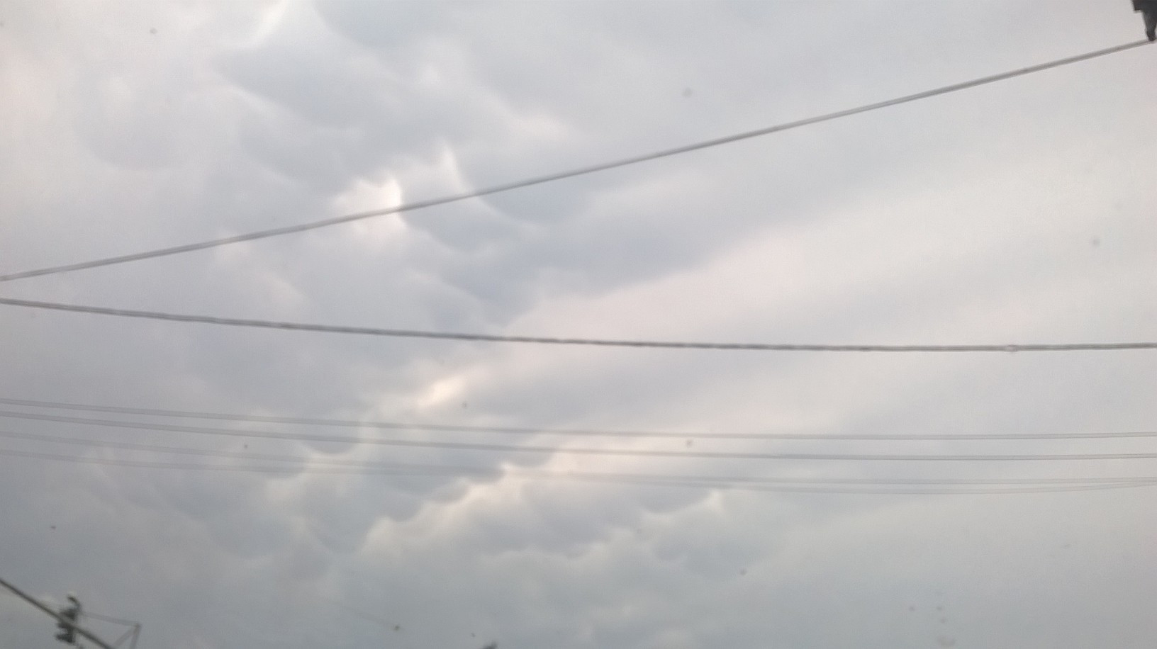 Instabilitate atmosferica si temperaturi maxime de 32 de grade in tara. Cum va fi vremea in urmatoarele zile