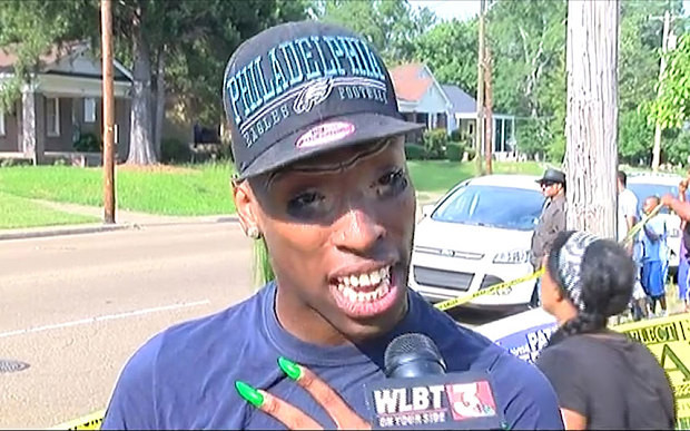 Nimeni nu si-a putut lua ochii de la el. Barbatul care a strans 6 milioane de vizualizari in mai putin de 24 de ore