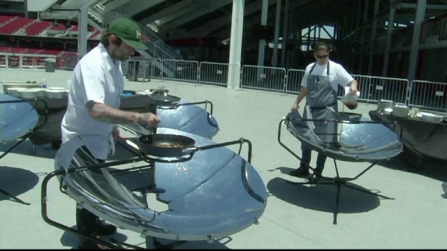 Cat costa propriul aparat de facut bere. Numeroase companii au prezentat idei inovatoare la un targ in Silicon Valley