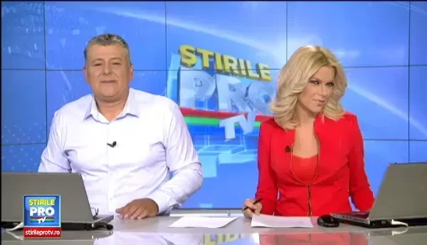 Accident FILMAT. Momentul in care o femeie este calcata pe trecerea de pietoni, in plina zi, de un sofer neatent