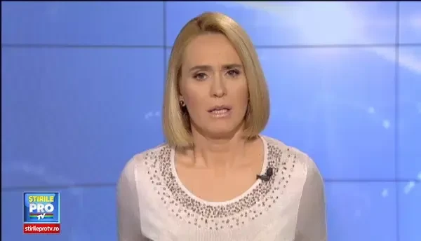 O basculanta cu nisip s-a rasturnat peste o masina pe Centura Capitalei. Doua tineri aflati in interior au murit pe loc