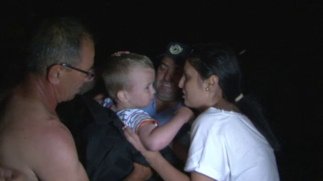 A disparut de langa bunici si a fost gasit 12 ore mai tarziu, dormind in padure. Care a fost traseul baietelului de 2 ani