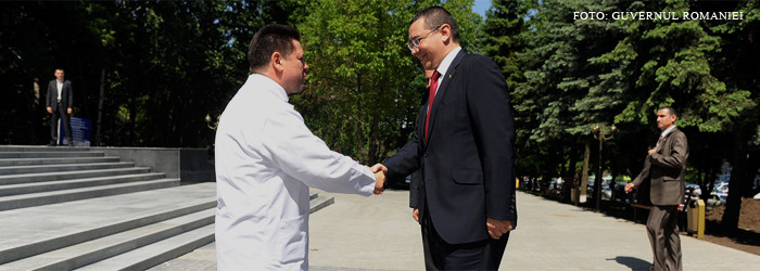 Victor Ponta se opereaza la genunchi in Turcia, potrivit avocatului sau. Gabriel Oprea preia atributiile de premier