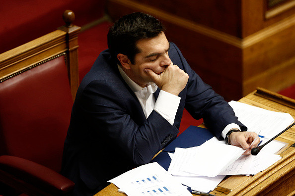 Tsipras: Grecia este gata "sa astepte rabdatoare" pana cand creditorii vor deveni "realisti". Bursa de la Atena, in cadere