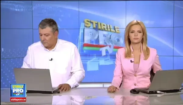 Doi politisti de 24 si 25 de ani, gasiti impuscati in locuinte: unul a murit iar celalalt este in stare grava