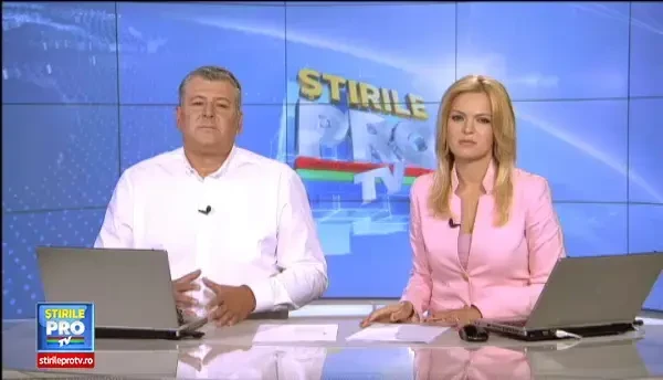 Fatada unui bloc din China s-a prabusit. O femeie, salvata spectaculos, dupa ce a ramas blocata la etajul al cincilea