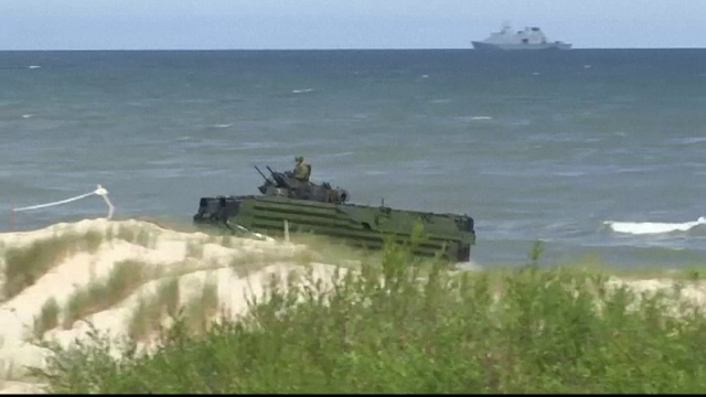 NATO a esuat un exercitiu militar, in Marea Baltica. Ce s-a intamplat cand militarii au incercat sa invadeze tarmul