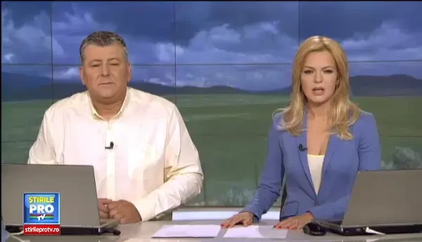 Masini distruse, strazi inundate, case distruse. Peisajul lasat in urma de furtunile care au lovit jumatate de tara