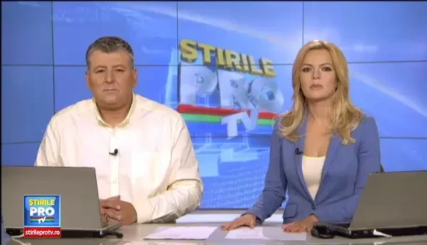 Accident grav langa Arad. O fetita si doua femei, incarcerate dupa ce masina lor a fost lovita de un sofer neatent