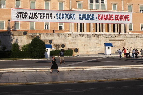 Analiza Bloomberg: Bancile din Grecia ar putea avea nevoie de noi injectii de capital pentru a fi salvate de la FALIMENT