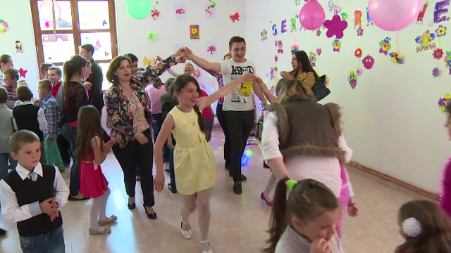 Elevii si prescolarii intra astazi in vacanta de vara. Programul examenelor la Evaluare Nationala