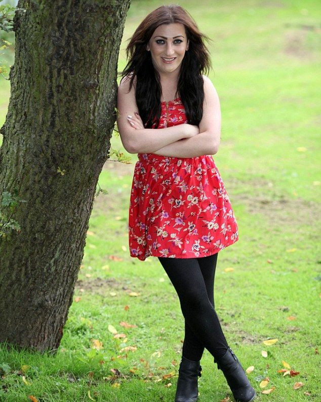 Transformarea incredibila a acestui elev poreclit Dumbo. Acum intoarce toate privirile pe strada