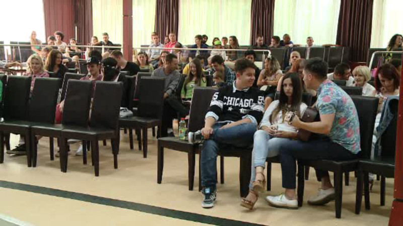 Preselectii pentru "Vocea Romaniei" la Timisoara. "Este experienta vietii, numai la Politie se mai intampla asa ceva"