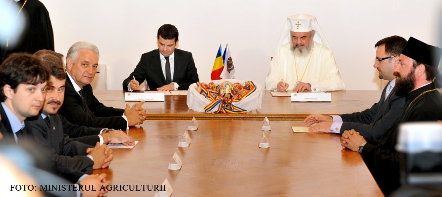 Daniel Constantin si Patriarhul Daniel