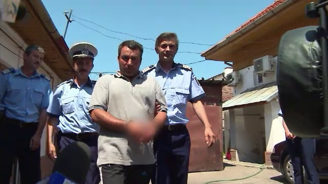 Barbat din Gorj arestat pe loc dupa ce fiica lui a dus la Politie inregistrari facute cu mobilul. Ce au aflat ofiterii