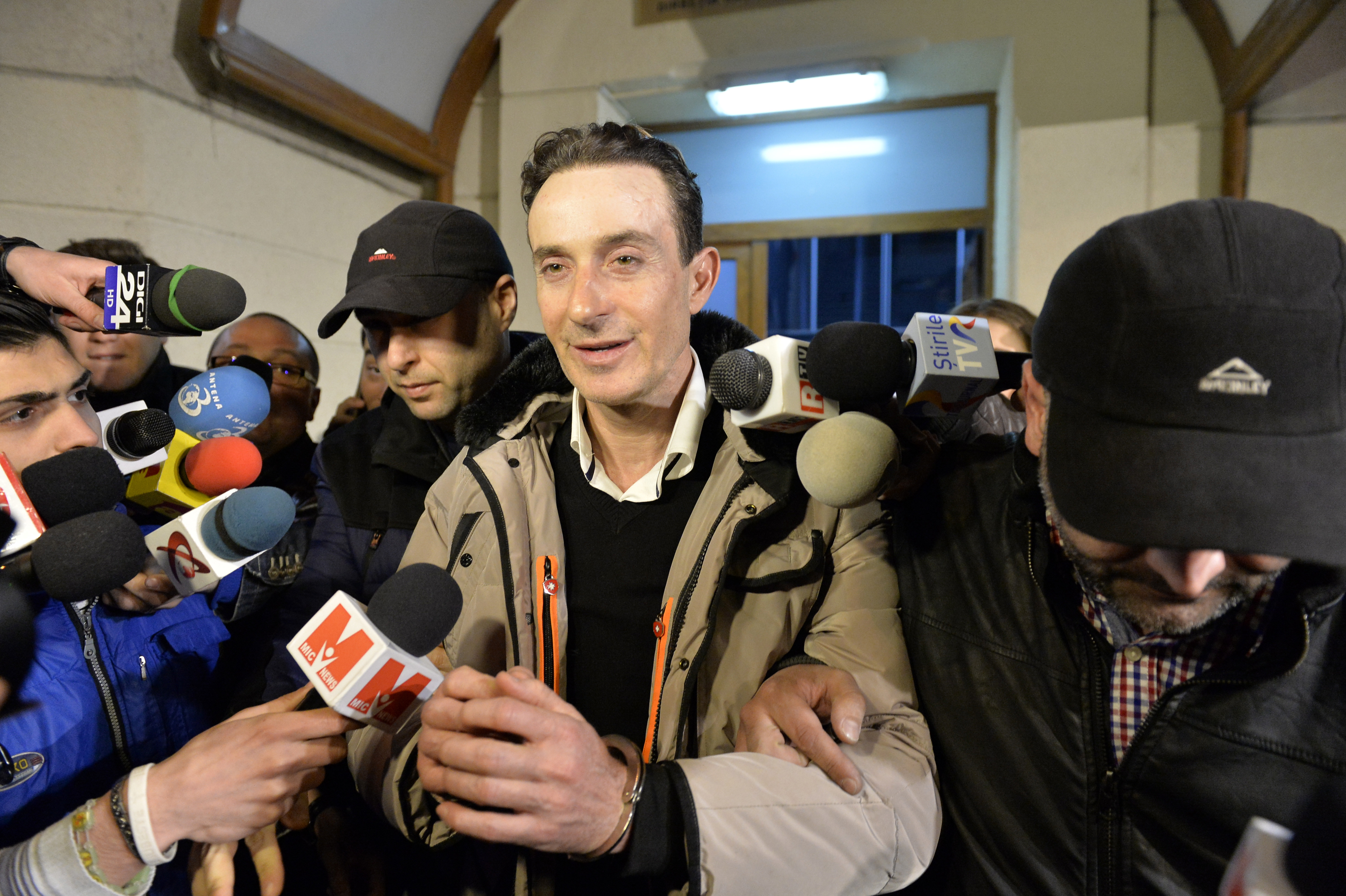 Radu Mazare, eliberat din arest preventiv. Fostul primar al Constantei se afla in "Beciul Domnesc" din 2 aprilie