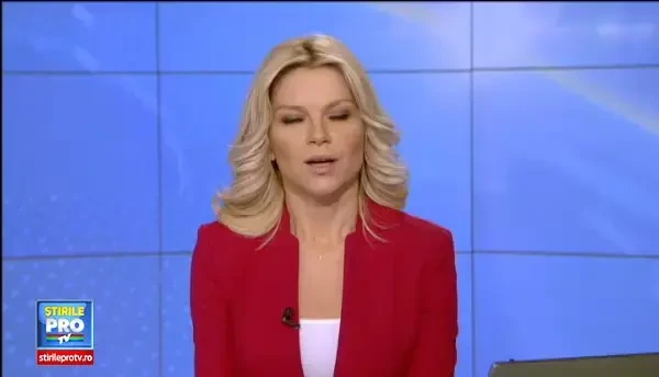 Parada in costume populare la Baia Mare. 300 de copii au defilat pe strazi in costume populare vechi de 100 de ani