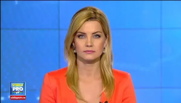 Mii de pelerini din toata tara au venit la Suceava, cu buchete de sanziene in mana. Pentru ce s-au rugat oamenii