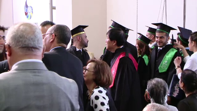 Cine este "Doctorul Atomic", cel mai in varsta absolvent de Medicina din lume. Are 66 de ani si a terminat facultatea la Iasi