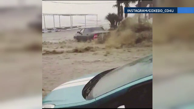 Stare de urgenta la Soci: armata evacueaza orasul. Inundatiile au maturat tot ce le-a stat in cale