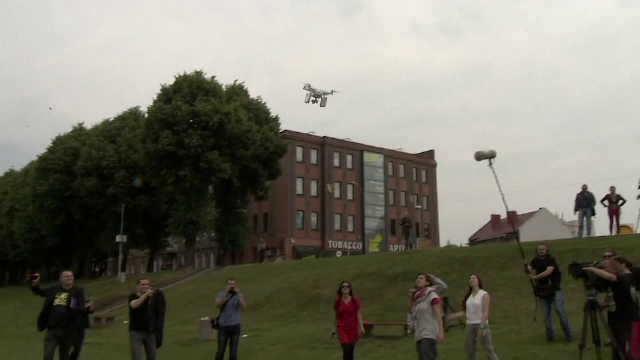 Au primit pilule pentru avort cu drona, din Germania. Protest inedit in Polonia, unde intreruperile de sarcina sunt ilegale