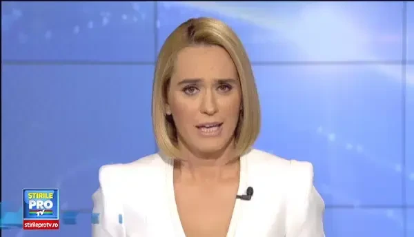 O femeie de 28 de ani, mama a 5 copii, l-a nascut pe cel de-al 6-lea in statia de tramvai. Imagini surprinse in Timisoara