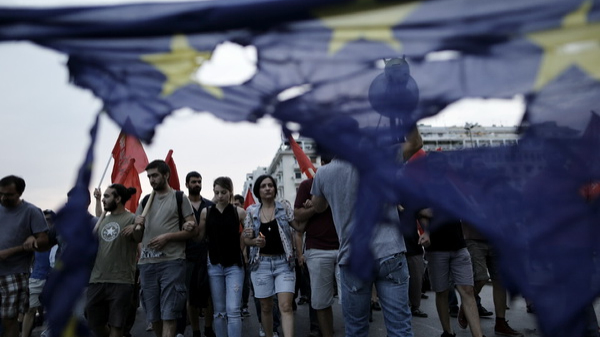 De ce problemele Greciei nu se vor termina niciodata. Drama falsei prosperitati incepe de prin anii '80