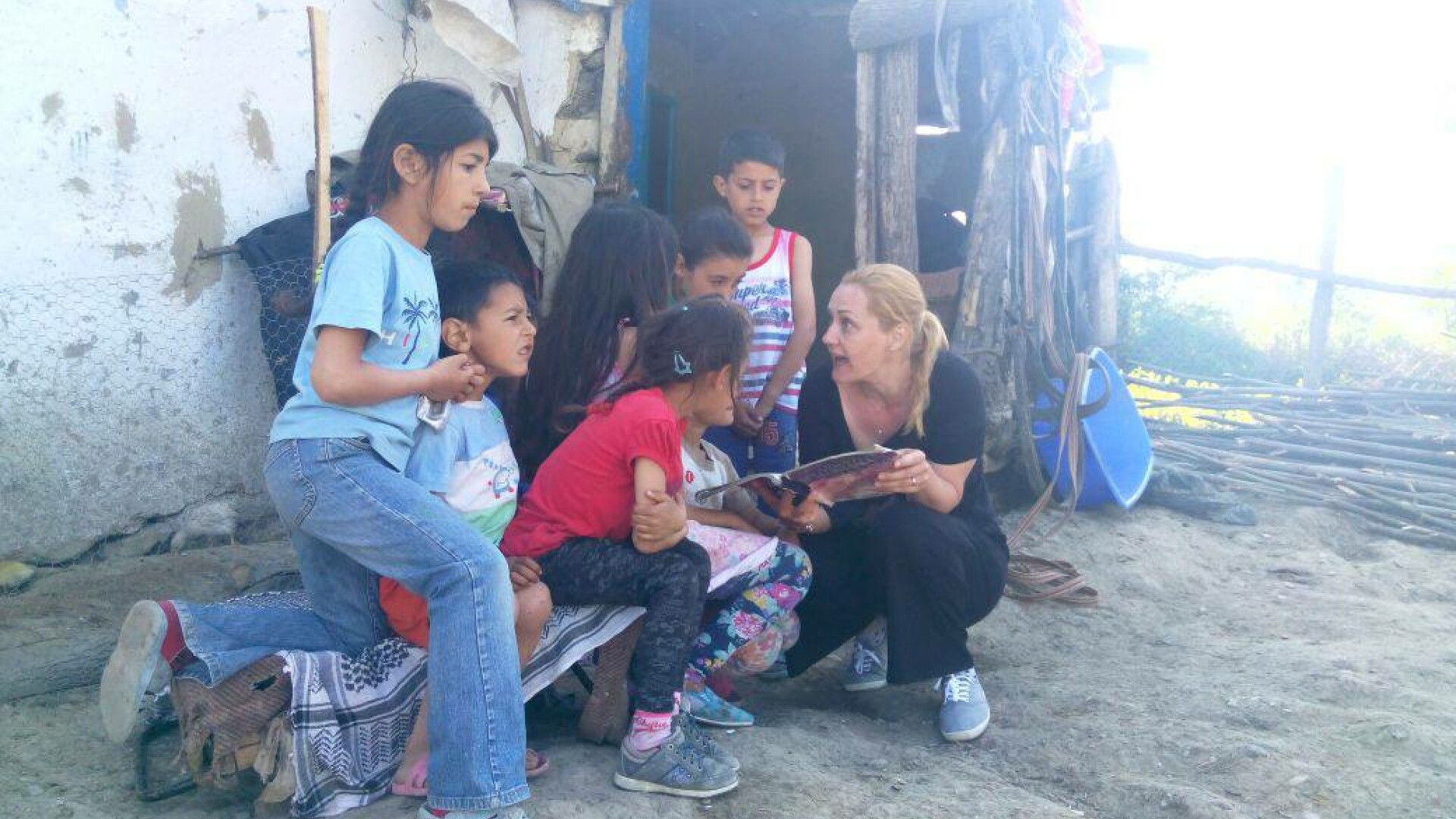 Stirile PRO TV lanseaza campania "Fara carte, fara viitor"