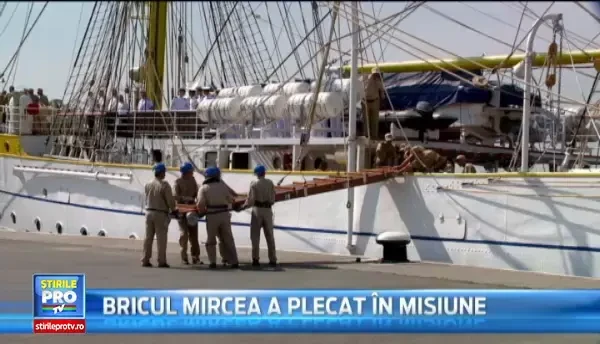 Moment emotionant in portul militar Constanta. Bricul Mircea, cu peste 150 de marinari la bord, a plecat intr-o noua misiune