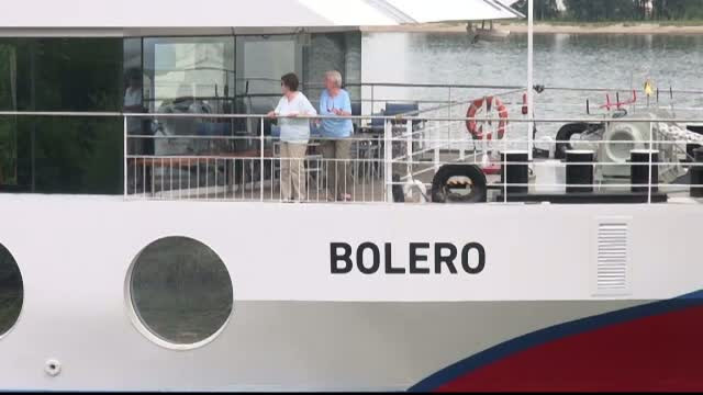 O croaziera pe Dunare s-a sfarsit tragic pentru un turist german de 76 de ani. Barbatului i s-a facut rau si a murit