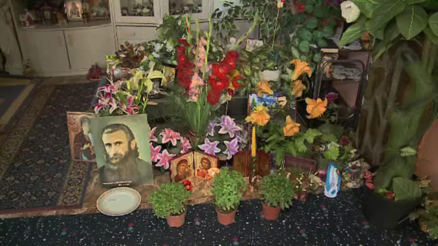 Noua imagine miraculoasa a lui Arsenie Boca a fost FURATA. "Va rog sa o aduceti inapoi, ca va fi vai si amar de voi"